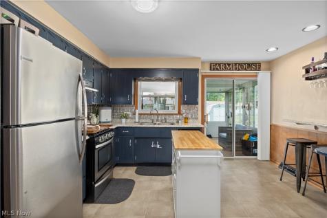 310 N Woodhill Drive Amherst OH 44001