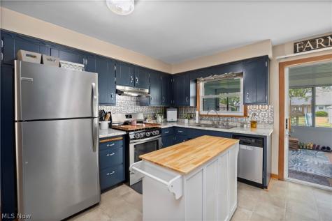 310 N Woodhill Drive Amherst OH 44001