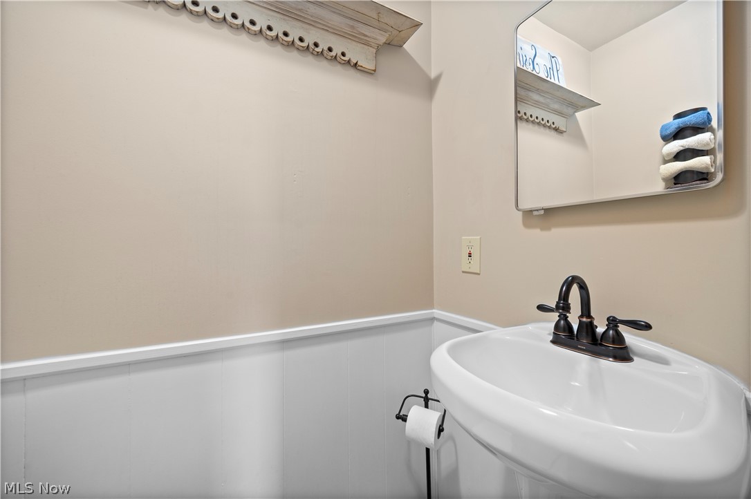 310 N Woodhill Drive Amherst OH 44001
