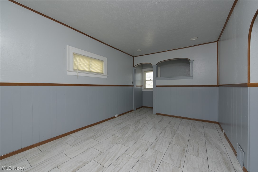 3437 W 95th Street Cleveland OH 44102
