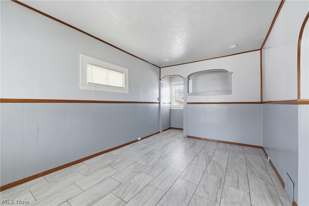 3437 W 95th Street Cleveland OH 44102