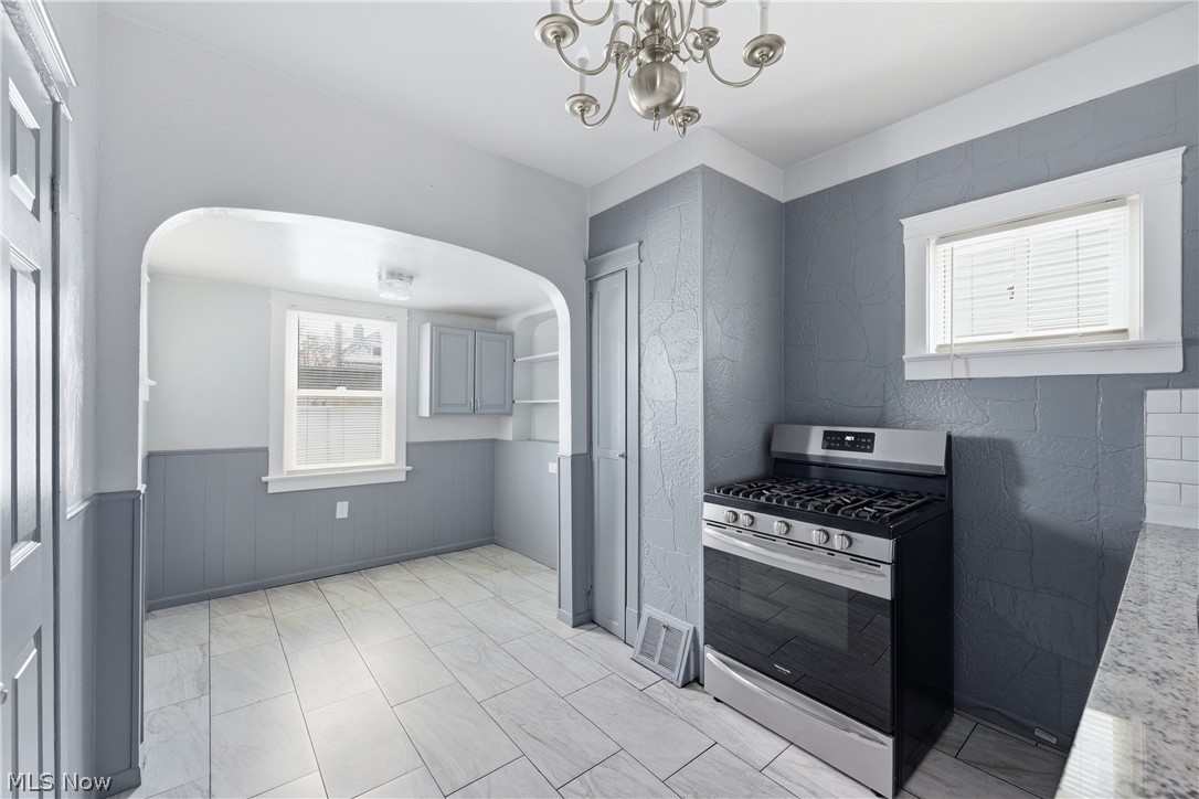 3437 W 95th Street Cleveland OH 44102