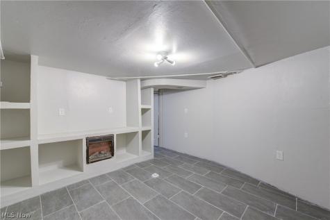 3437 W 95th Street Cleveland OH 44102