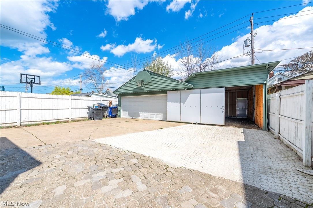 3437 W 95th Street Cleveland OH 44102