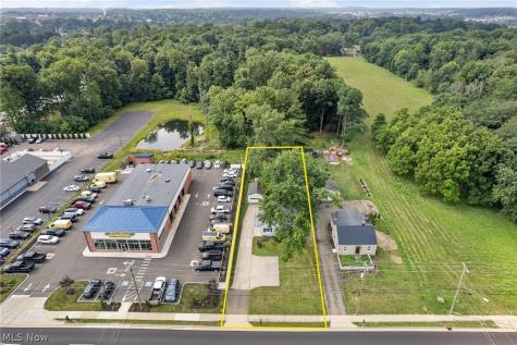 608 Applegrove Street NW North Canton OH 44720