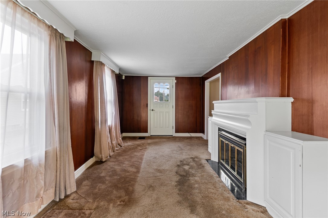 608 Applegrove Street NW North Canton OH 44720