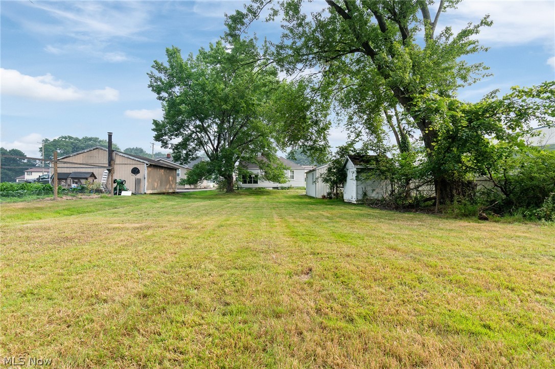 608 Applegrove Street NW North Canton OH 44720