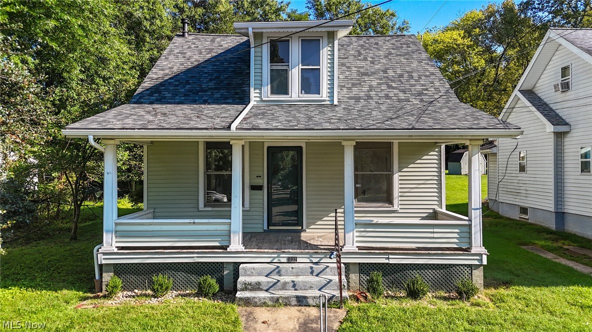 207 Kenwood Street Marietta OH 45750