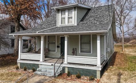 207 Kenwood Street Marietta OH 45750
