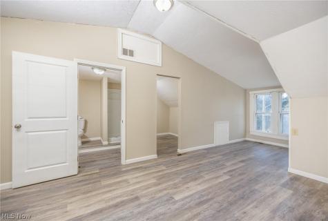 207 Kenwood Street Marietta OH 45750