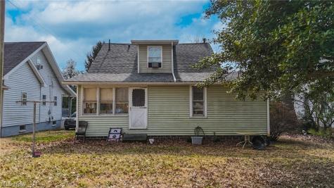 207 Kenwood Street Marietta OH 45750