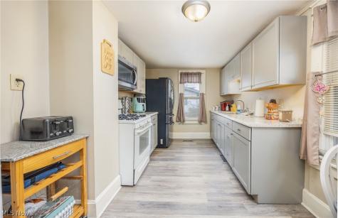 207 Kenwood Street Marietta OH 45750