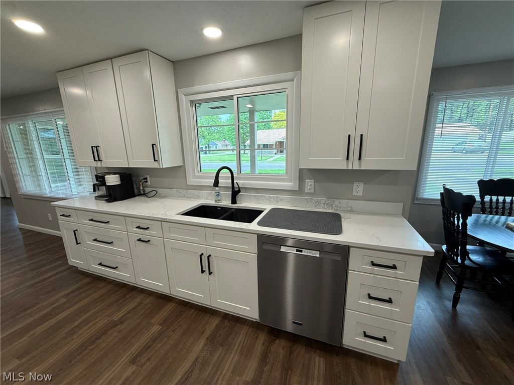 837 Oak Street NW New Philadelphia OH 44663