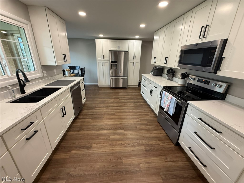 837 Oak Street NW New Philadelphia OH 44663