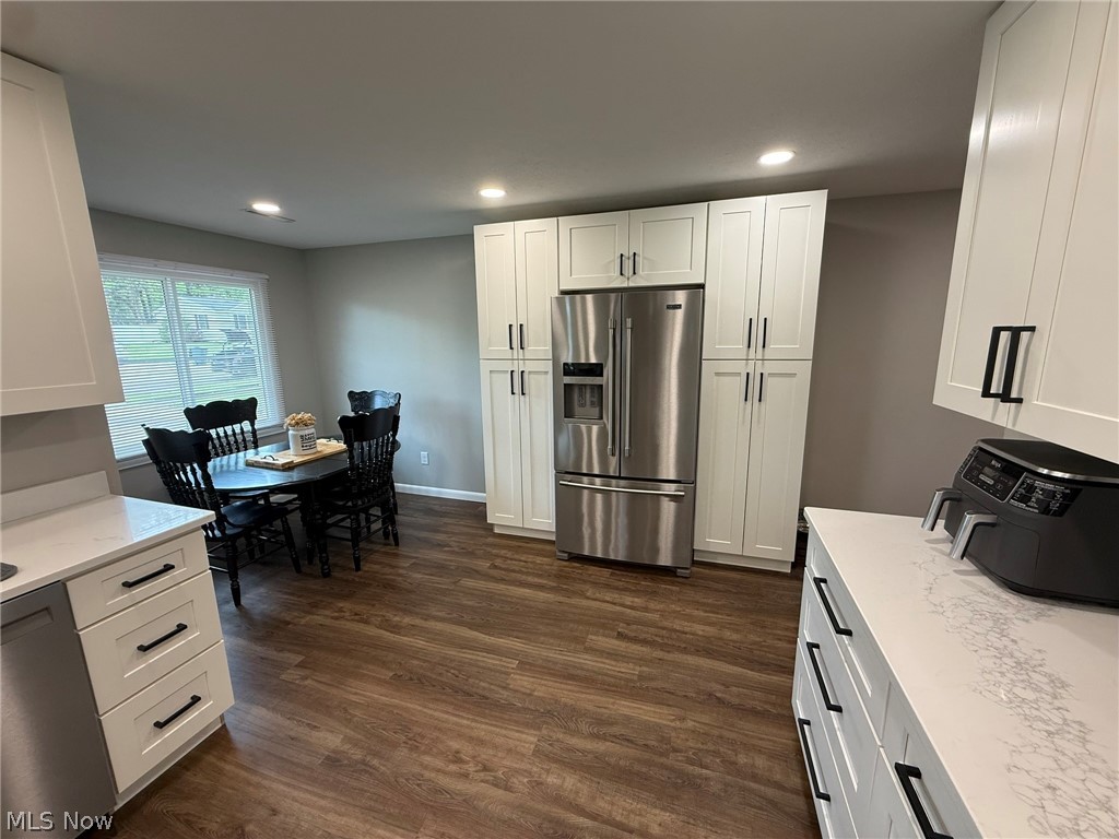 837 Oak Street NW New Philadelphia OH 44663