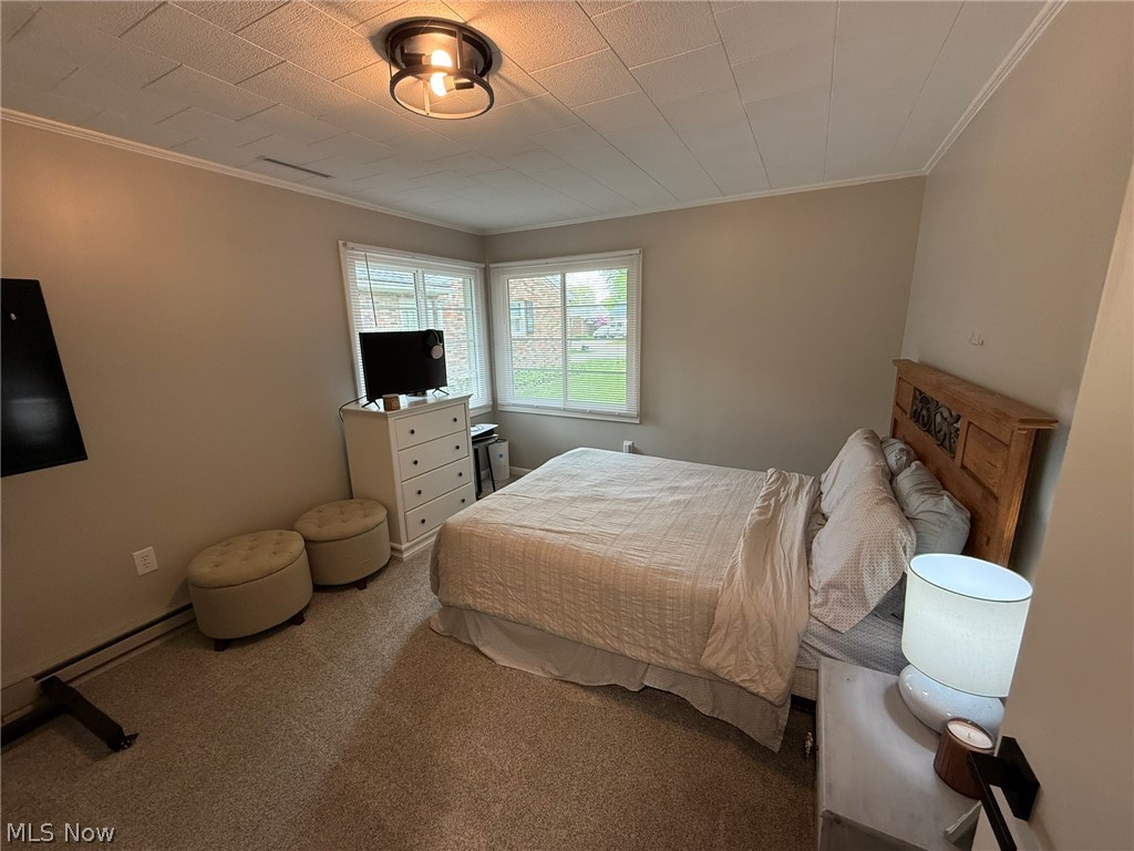 837 Oak Street NW New Philadelphia OH 44663