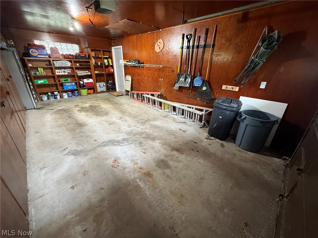 837 Oak Street NW New Philadelphia OH 44663