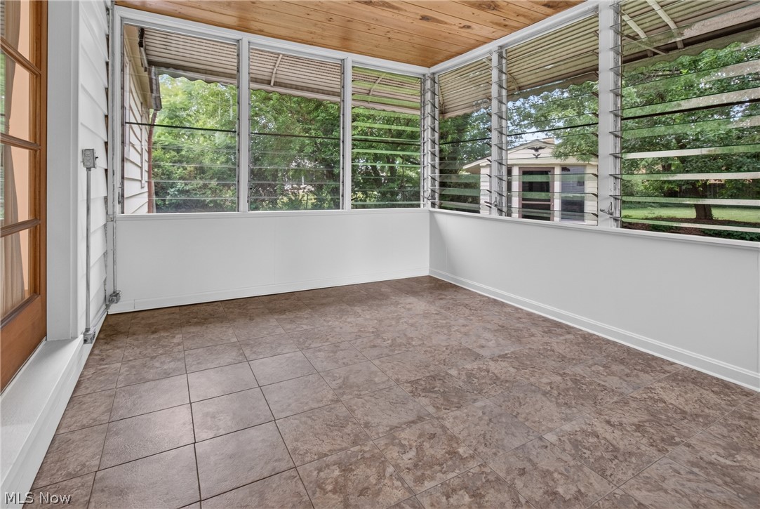 4740 Silverdale Road North Olmsted OH 44070