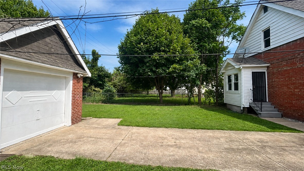 1268 E 169th Street Cleveland OH 44110