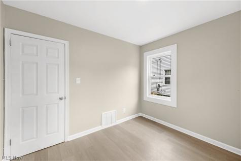 137 E Rosewood Avenue Akron OH 44301