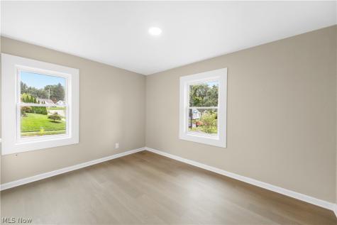 137 E Rosewood Avenue Akron OH 44301