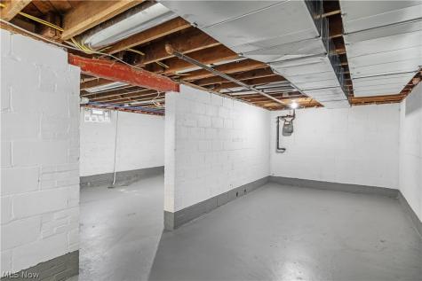 137 E Rosewood Avenue Akron OH 44301