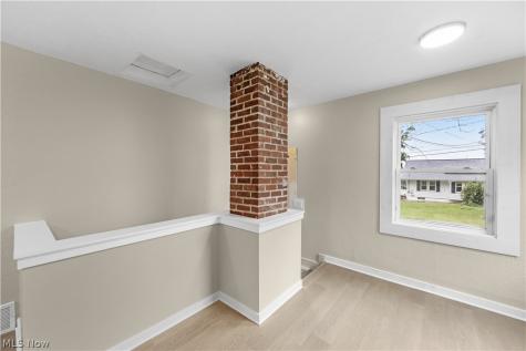 137 E Rosewood Avenue Akron OH 44301