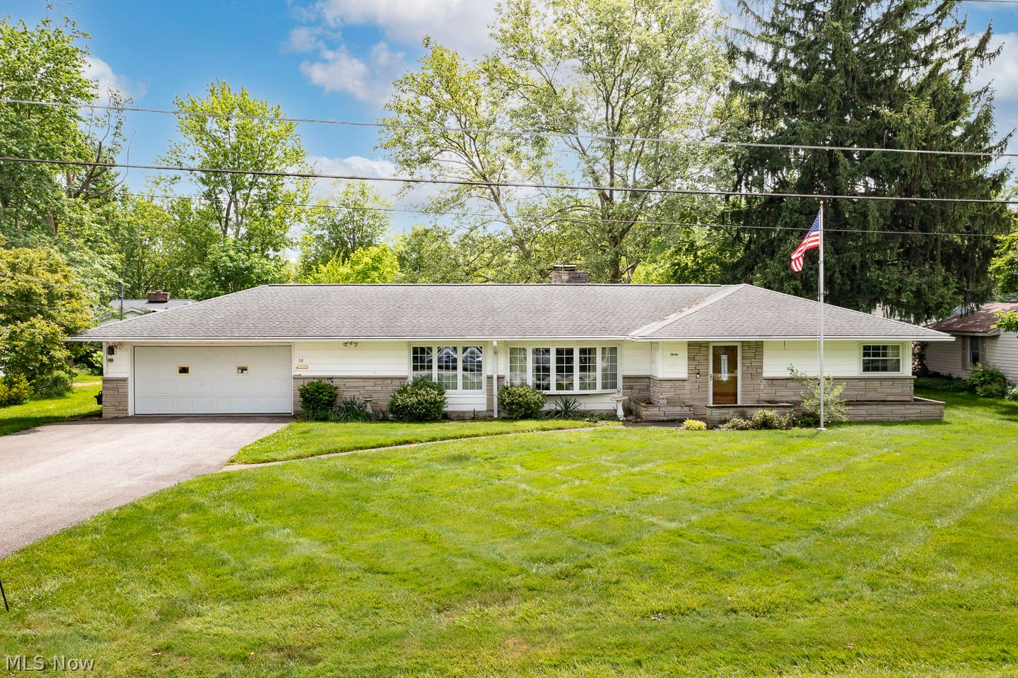 30 Meadowbrook Drive Grafton OH 44044