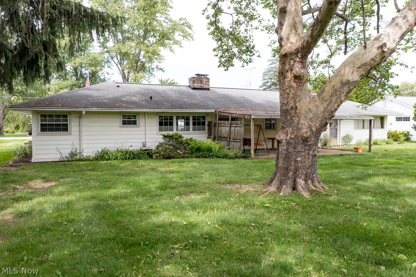 30 Meadowbrook Drive Grafton OH 44044