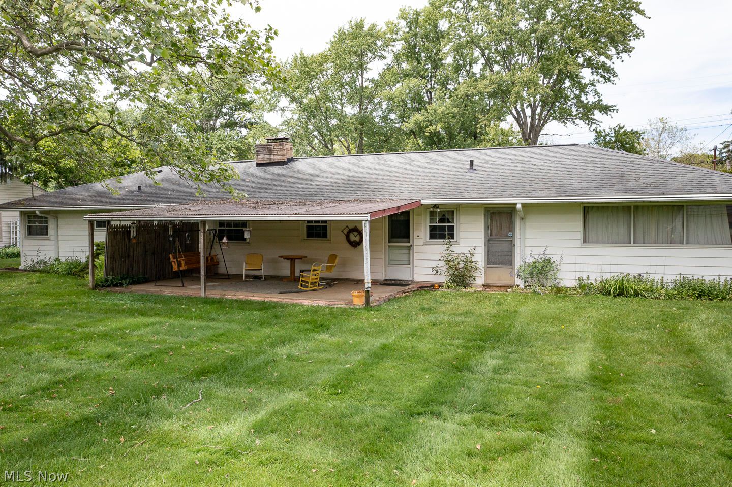 30 Meadowbrook Drive Grafton OH 44044