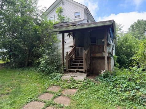 7985 Leaver Avenue NW Canal Fulton OH 44614