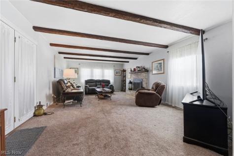 1515 Manor Avenue NW Canton OH 44708