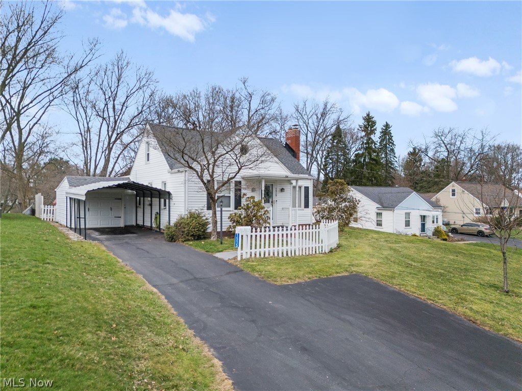 1515 Manor Avenue NW Canton OH 44708