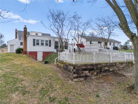 1515 Manor Avenue NW Canton OH 44708