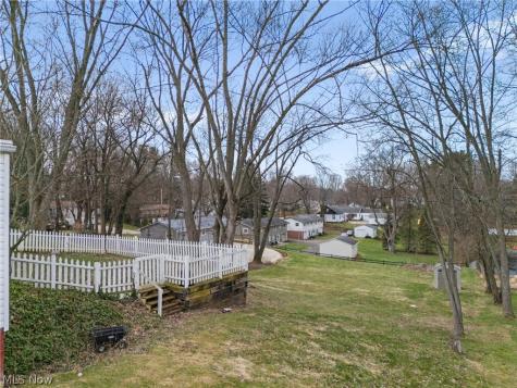 1515 Manor Avenue NW Canton OH 44708