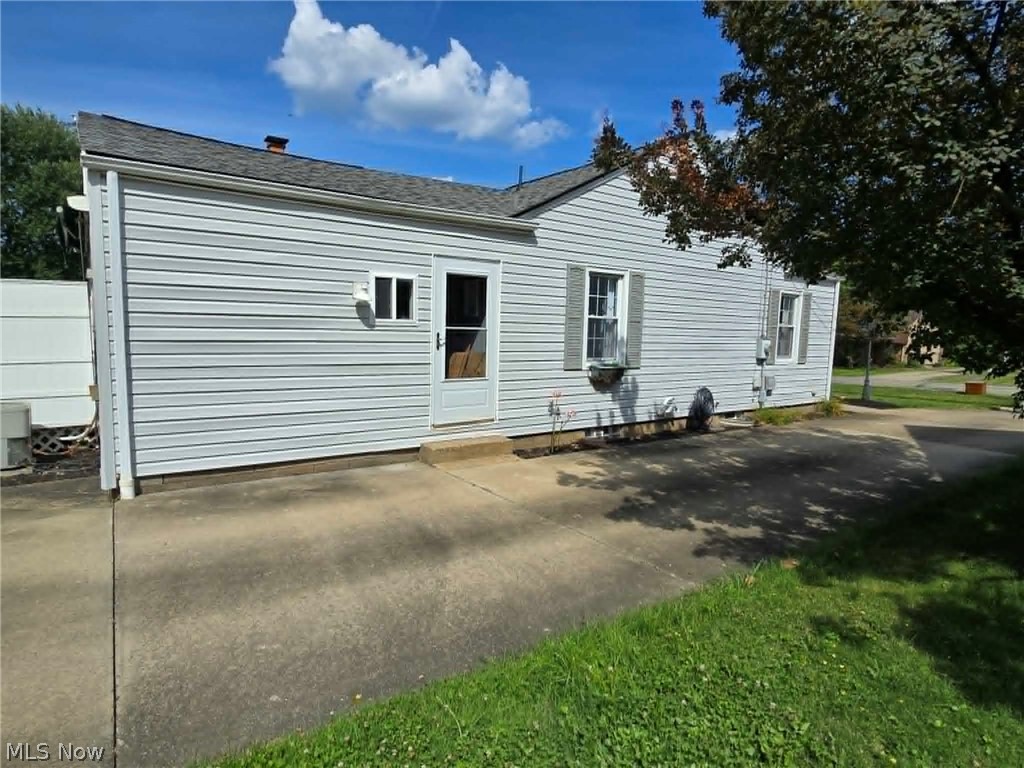 1390 Patchen Avenue SE Warren OH 44484