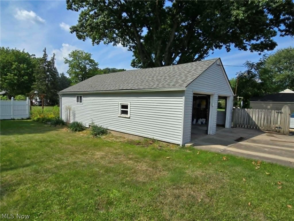 1390 Patchen Avenue SE Warren OH 44484