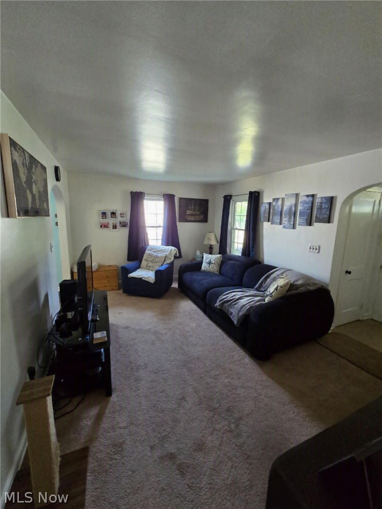 1390 Patchen Avenue SE Warren OH 44484