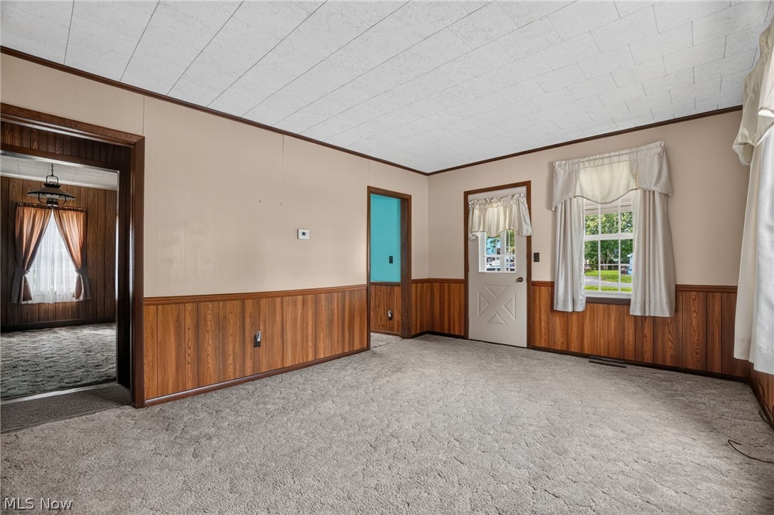 5654 Chestnut Street Andover OH 44003