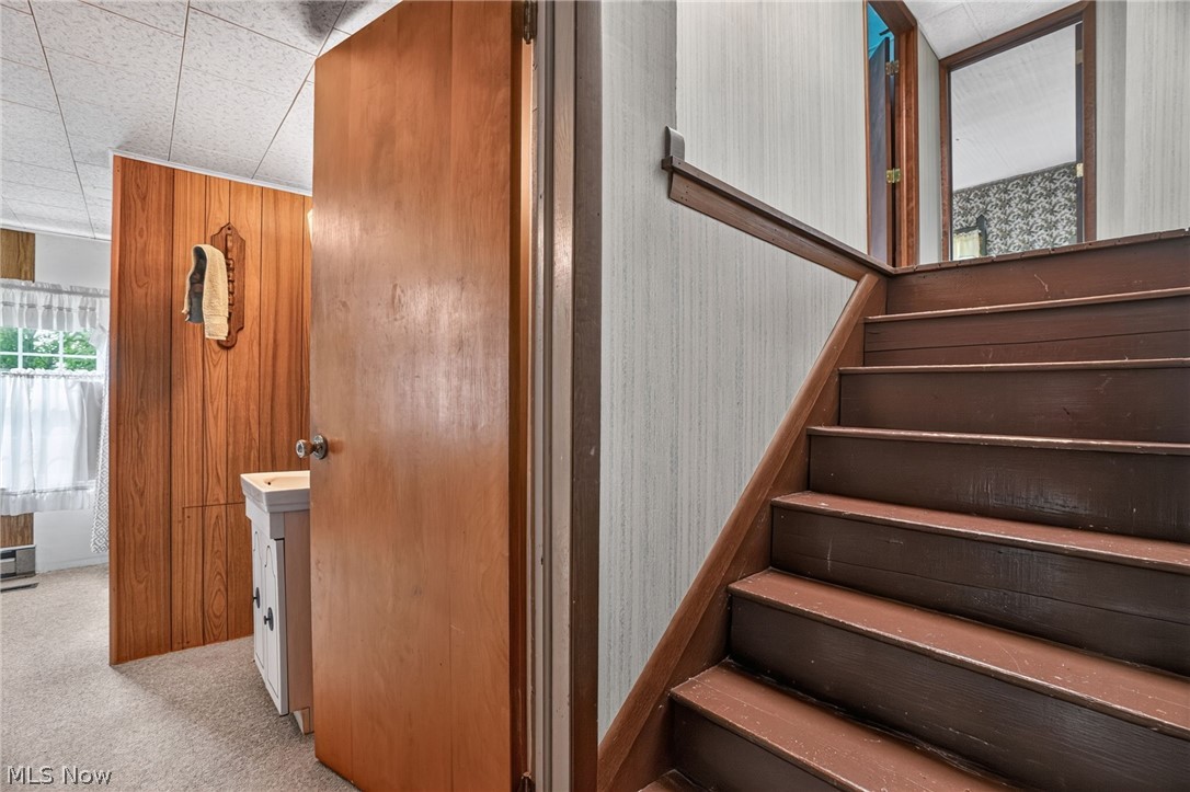 5654 Chestnut Street Andover OH 44003