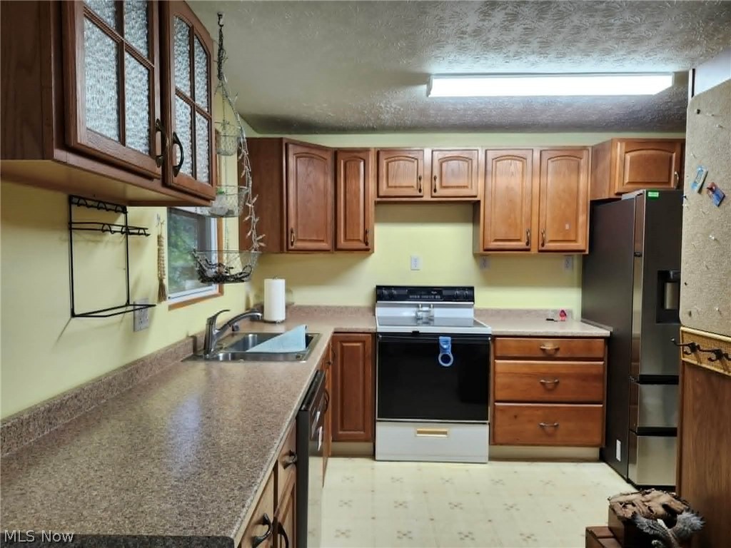 3528 Draper Avenue SE Warren OH 44484