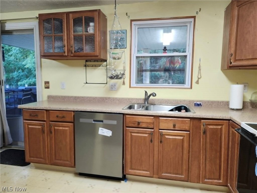 3528 Draper Avenue SE Warren OH 44484