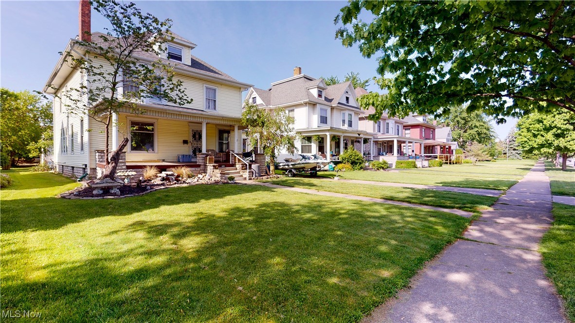525 E 2nd Street Port Clinton OH 43452