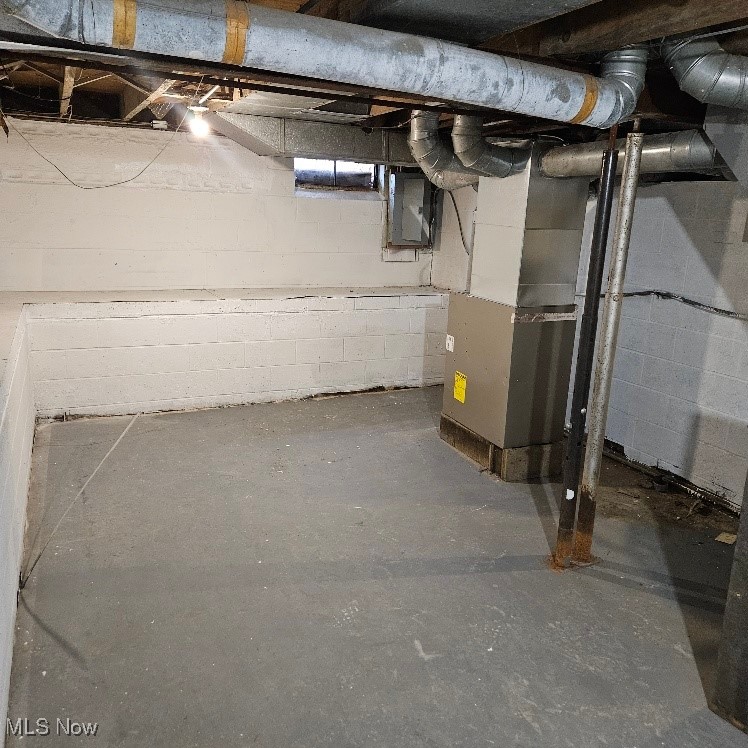 25650 Richards Avenue Euclid OH 44132