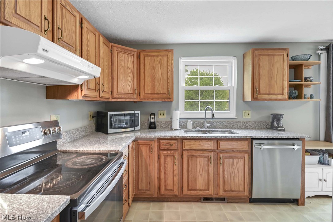 8345 Celianna Drive Strongsville OH 44149