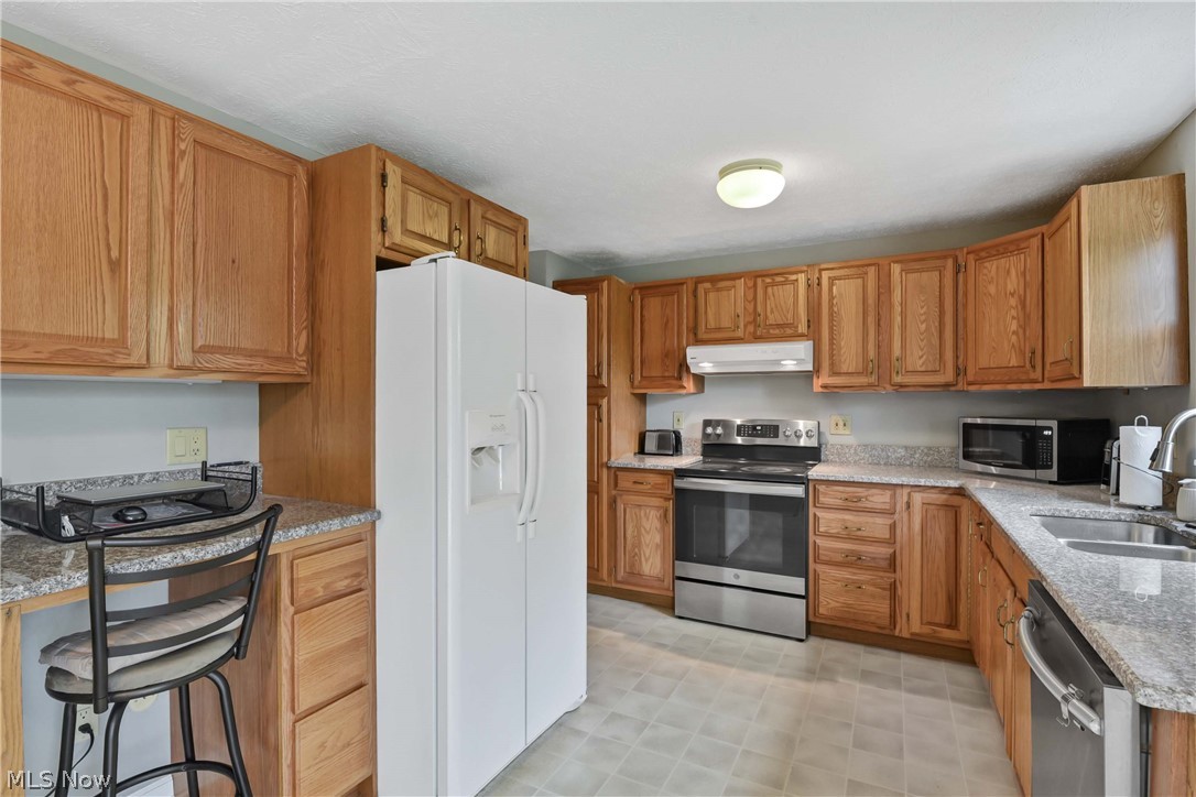 8345 Celianna Drive Strongsville OH 44149