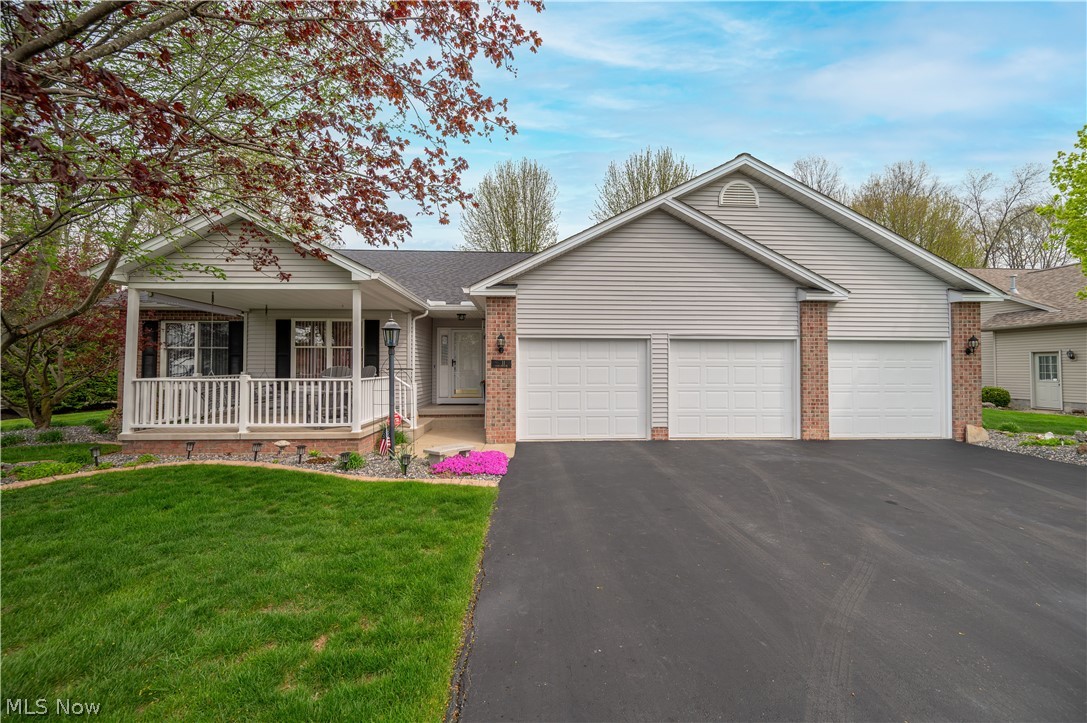 11 Spring Creek Drive Cortland OH 44410