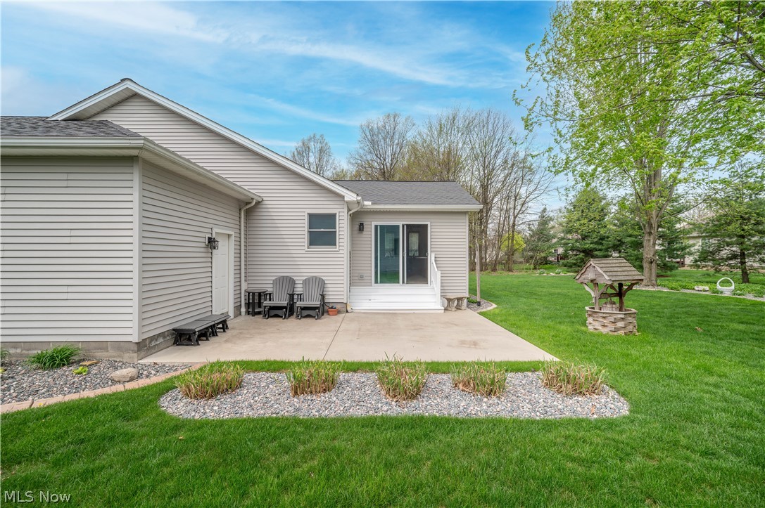 11 Spring Creek Drive Cortland OH 44410