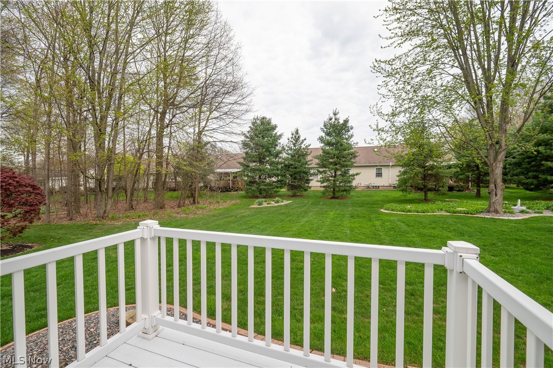 11 Spring Creek Drive Cortland OH 44410