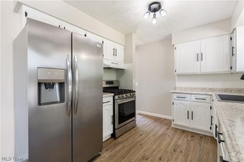 2992 Walbridge Drive Akron OH 44319